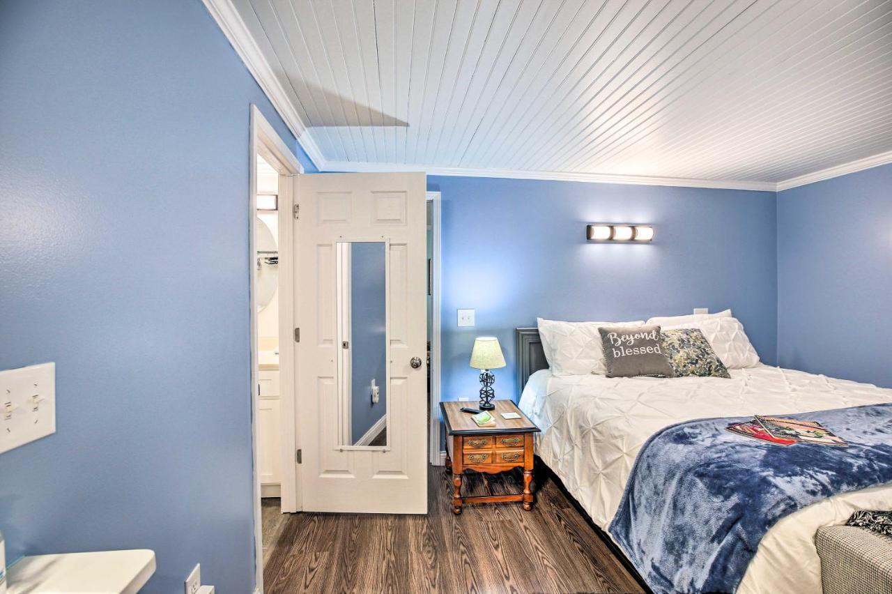 Updated Williamstown Apartment With Kitchen! Bagian luar foto